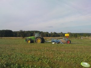 John Deere 8330 i Lemken