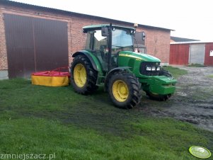 John Deere 5080M