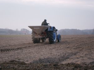 Zetor 3011 + Rauch