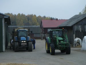 John Deere 6620 & New Holland TM165