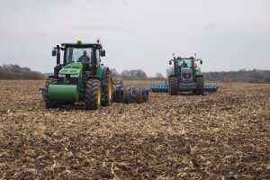 John Deere 8360R + Kockerling i Fendt 930 + Lemken Heliodor