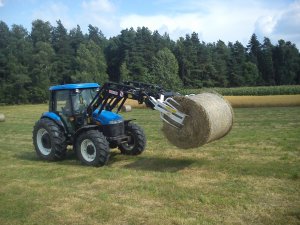 New Holland TD80D