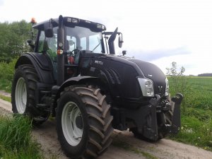 Valtra T133