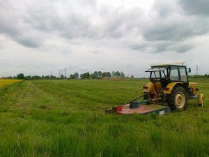 Ursus C-360 3P + kosiarka sadownicza