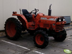 Kubota L 2550