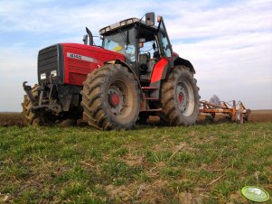 Massey Ferguson 8140 & UG Atlas 5x45