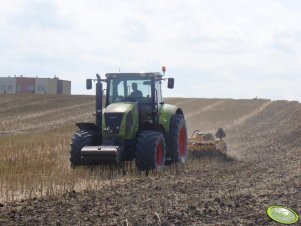 Claas Axion 840 + Agrisem International