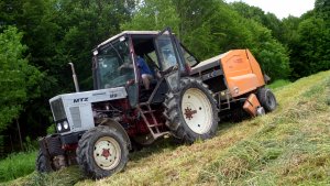 MTZ 82 + Warfama z543