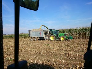 John Deere 6520 SE & Fliegl Gigant ASW 253