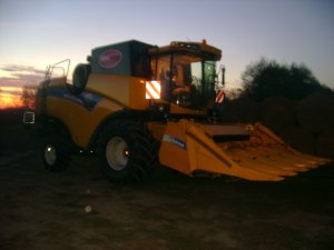 New Holland CX5080