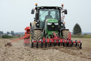 John Deere 6140R