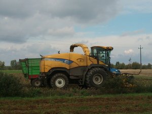 New Holland FR 9040