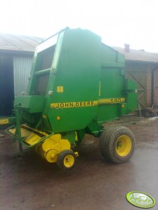 John Deere 590