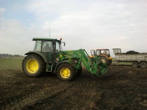 John Deere 5100M