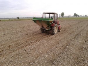 T-25 + Amazone ZA-F604