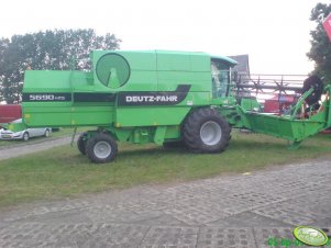 Deutz-Fahr  5690 HTS