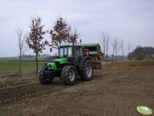 Deutz Fahr Agrofarm 100 + agregat uprawowo-siewny bierny 2.5