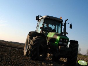 Deutz-Fahr Agrofarm 100 + brony