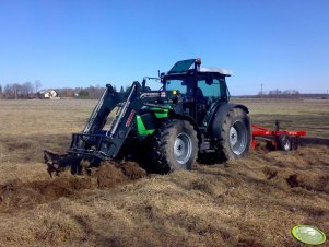 Deutz Fahr Agrofarm 410 + Akpil Mix 40 3+1