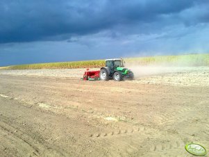 Deutz - Fahr Agrofarm 420 + Agregat uprawowo-siewny