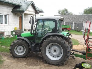 Deutz - Fahr Agrofarm 420