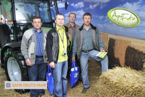 Deutz-Fahr AgroPlus 310 - C0061.jpg