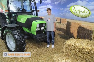 Deutz-Fahr AgroPlus 310N0060.jpg