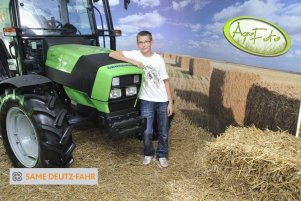 Deutz-Fahr AgroPlus 310N0185.jpg