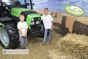 Deutz-Fahr AgroPlus 310N0189.jpg