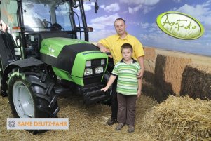 Deutz-Fahr AgroPlus 310N0205.jpg