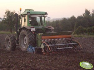 Deutz-Fahr Agroplus 75 + Amazone