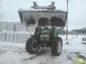 Deutz-Fahr Agrotron K420 & Stoll