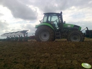 Deutz-Fahr Agrotron M 620 + Kverneland ED 100 5-skibowy