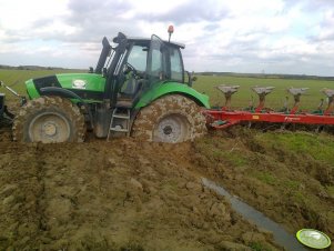 Deutz-Fahr Agrotron M620 + Kverneland ED 100 5-skibowy