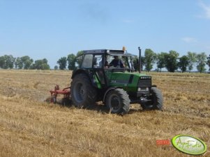 Deutz Fahr DX 85 + Frick
