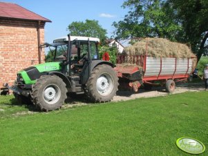 DF Agrofarm 100 + przyczepa samozbierająca