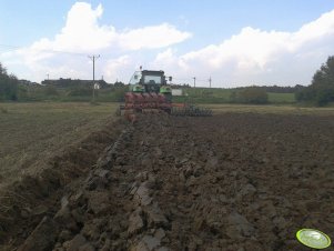 DF Agrotron 150.7+Kverneland EM 80