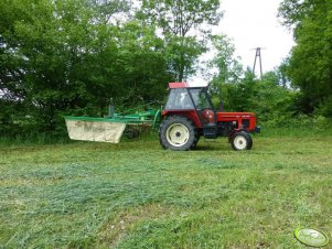 Zetor 7211 + zgrabiarka krone