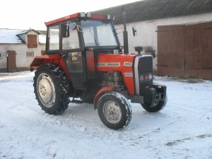 Massey Ferguson 255