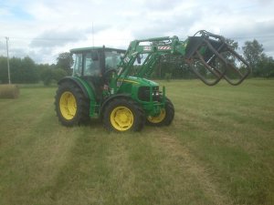 John Deere 5100m