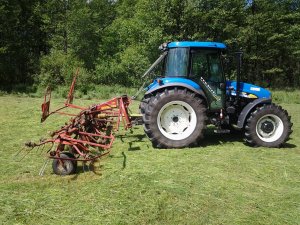 New Holland TD 5030 + Niemeyer