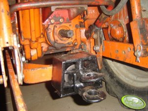 Dolny zaczep w T-25A