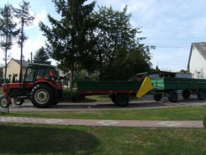 Ursus C-360 + rozrzutnik + przyczepa