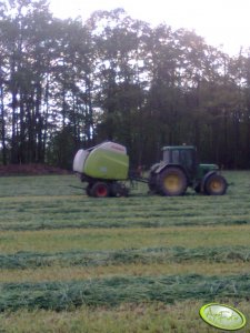 John Deere 6410 + Claas