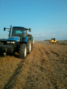 New holland tm 140