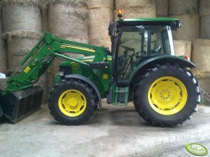 John Deere 5100R