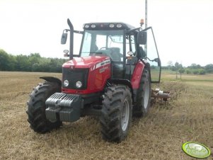 Massey Ferguson 5425