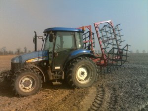 New Holland TD5020