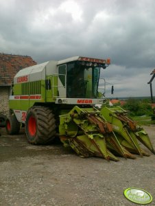 Claas Mega 204