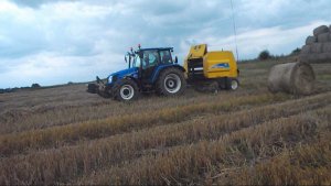 New Holand t5070 & New holland br6090